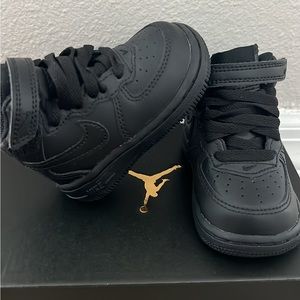 Black Nike